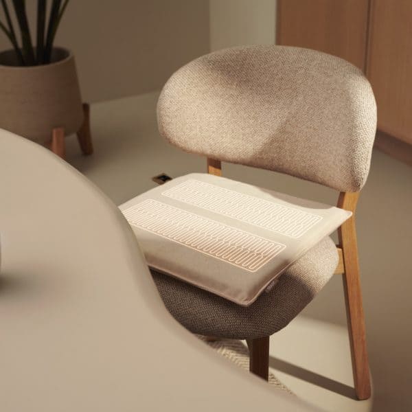 mellow heated seat cushion 40 x 40 beige