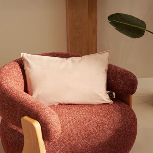 mellow heated cushion 40 x 60 beige